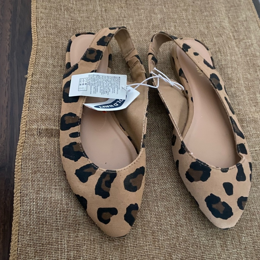 Old Navy Tan and Black Leopard Flats